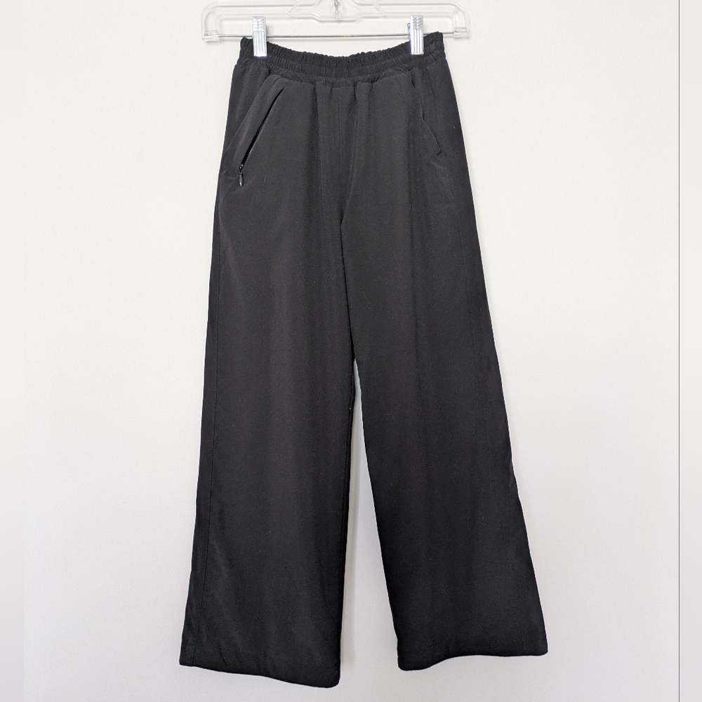 Athleta Girl Black Active wide Leg Pull-On Pants Sz S/7